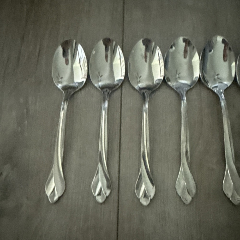 8 Place‎ Oval Soup Spoons Oneida SATIN TRIBECA USA Stainless 6 3/4" - Picture 3 of 5